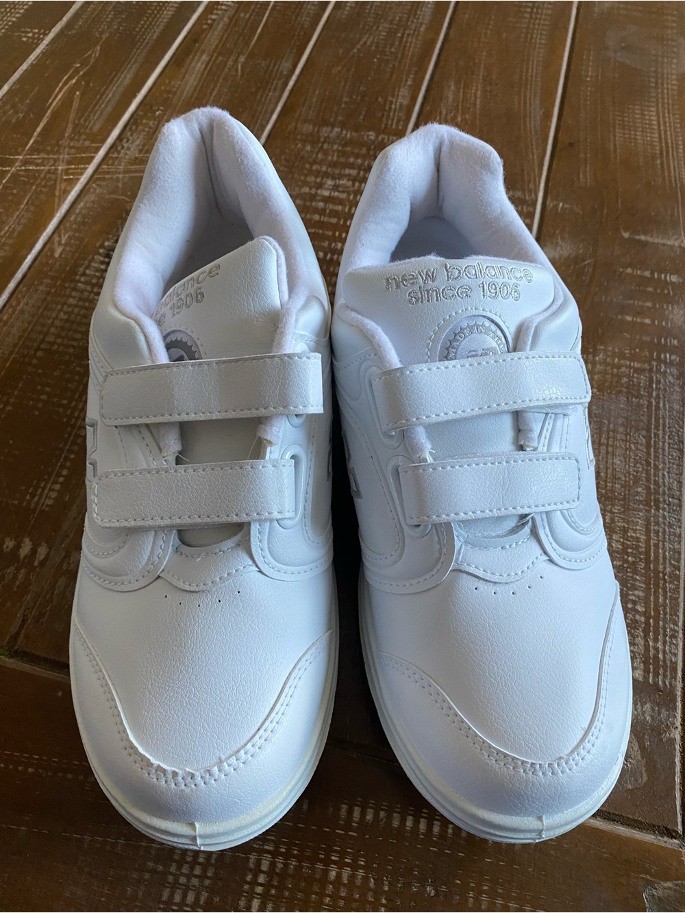New Balance 812 White Velcro Sneakers size 8